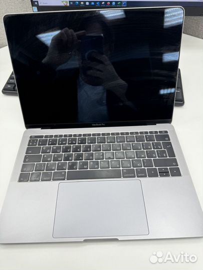 Macbook pro 13 2017 8gb