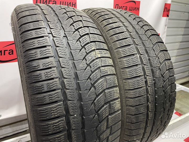 Nokian Tyres WR A4 235/55 R17