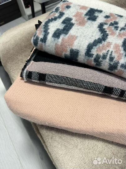 Шарфы и палантины