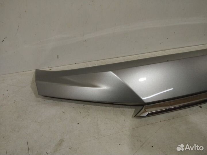 Накладка крышки багажника задняя Lexus Rx 4