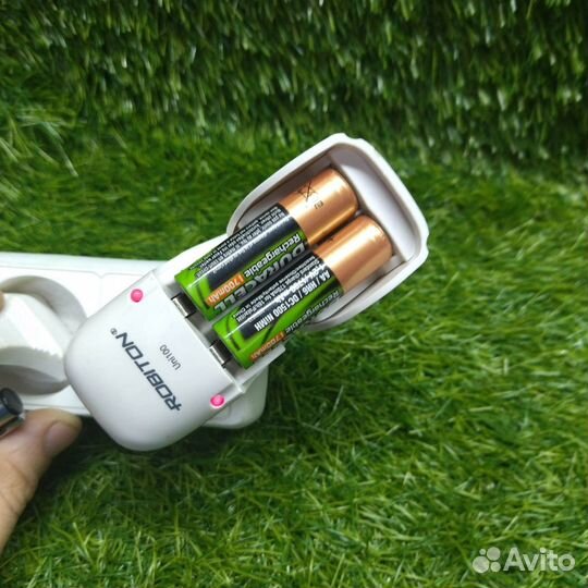 Зарядное устройство Зарядное устройство Robiton Un