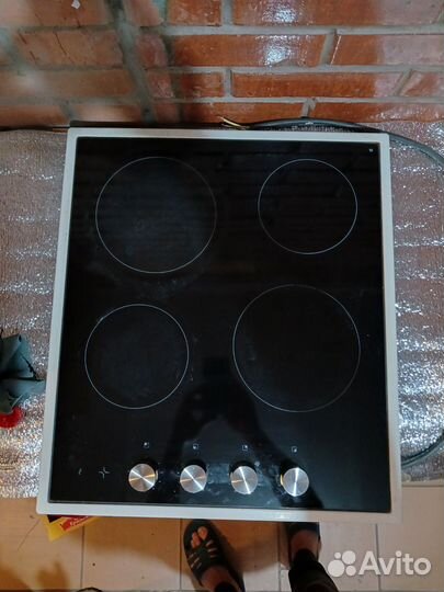 Элекрическая варпчная панель 4 конфорки