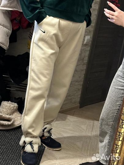 Спортивные штаны nike