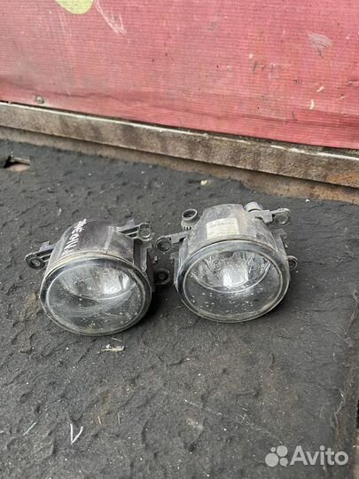 Фара противотуманная передняя Renault