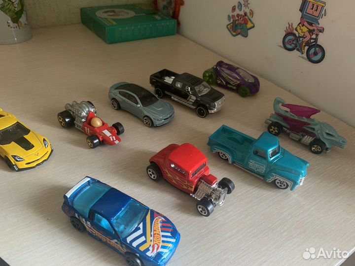 Hot wheels машинки