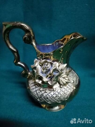 Сервиз чайно-кофейный под золото