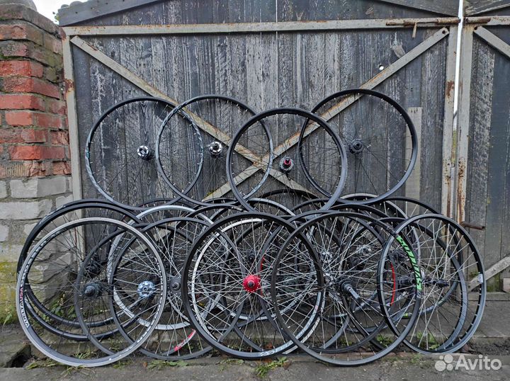 Колёса/вилсеты для велосипеда разные