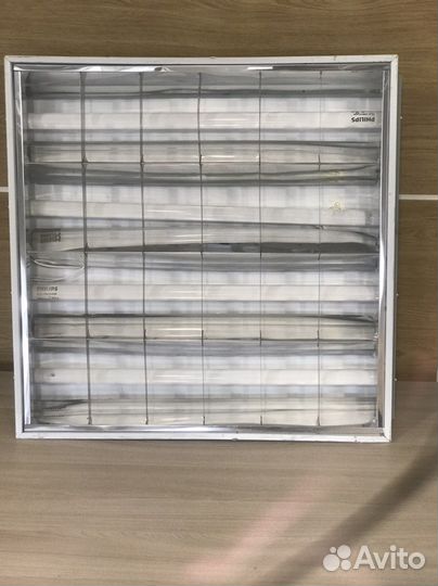 Светильник потолочный