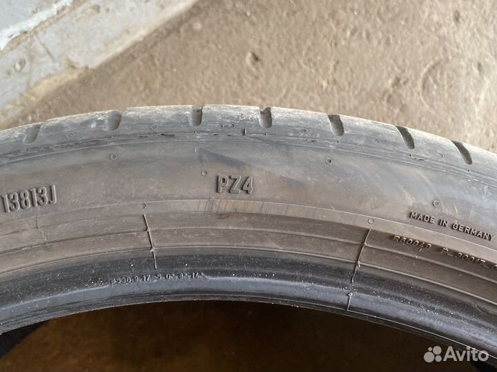 Pirelli P Zero PZ4 255/35 R21