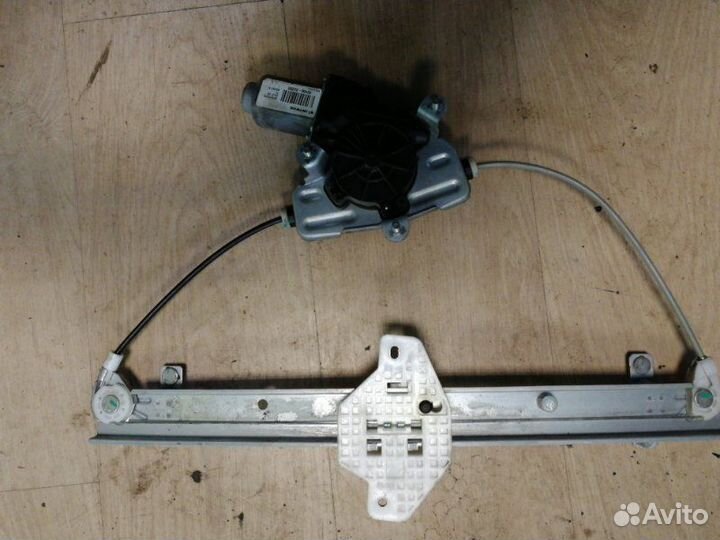 Стеклоподъемник передний правый Kia Rio 3 хетчбек