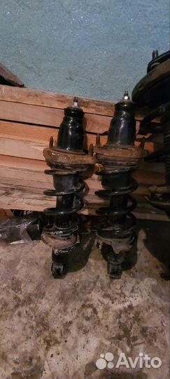 Стойки в сборе