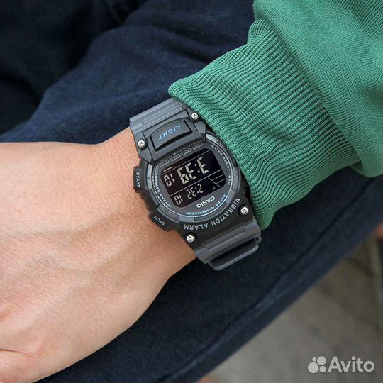 Мужские наручные часы casio W-736H-8B