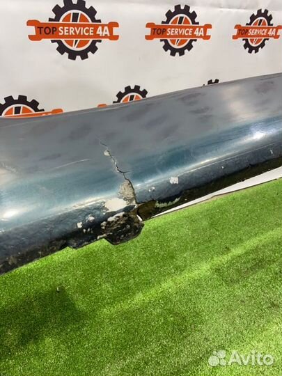 Бампер задний Toyota Granvia KCH16W 1KZ-TE 1996