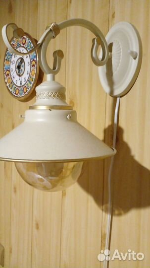 Настенный светильник бра