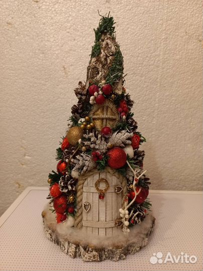 Елка из шишек