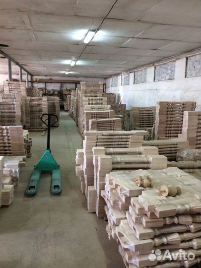 Комплектующие для лестниц. Балясины, ступени, щиты