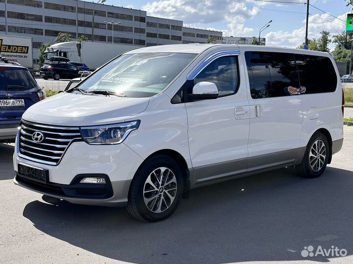 Аренда авто под выкуп минивен Hyundai Starex H-1