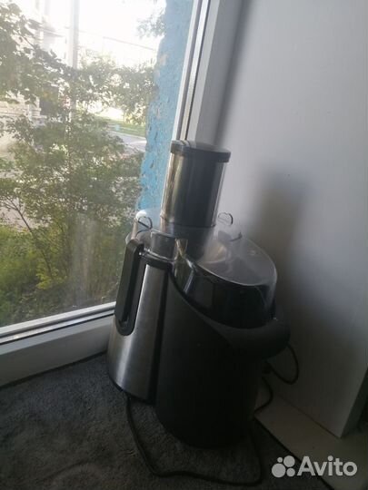 Соковыжималка новая