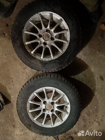 Два литых диска r13