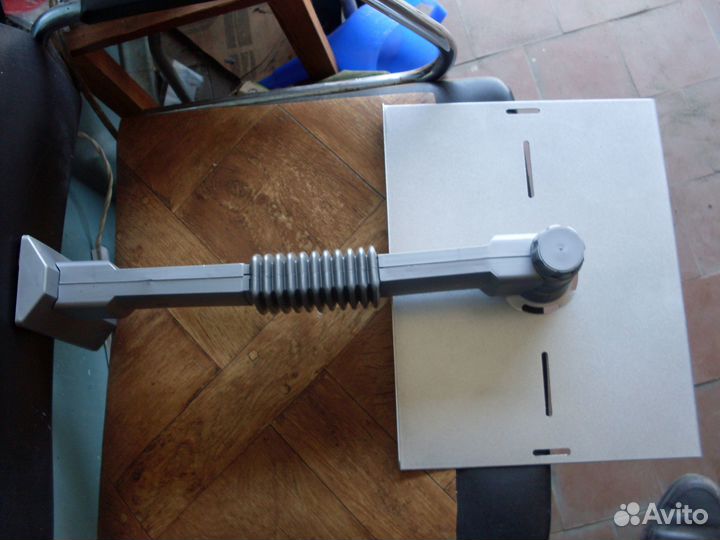 Продаю кронштейн