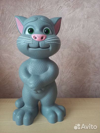 Говорящий кот Том