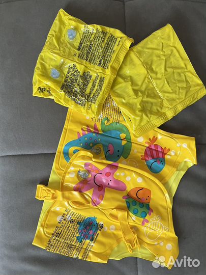 Жилет для купания и нарукавники