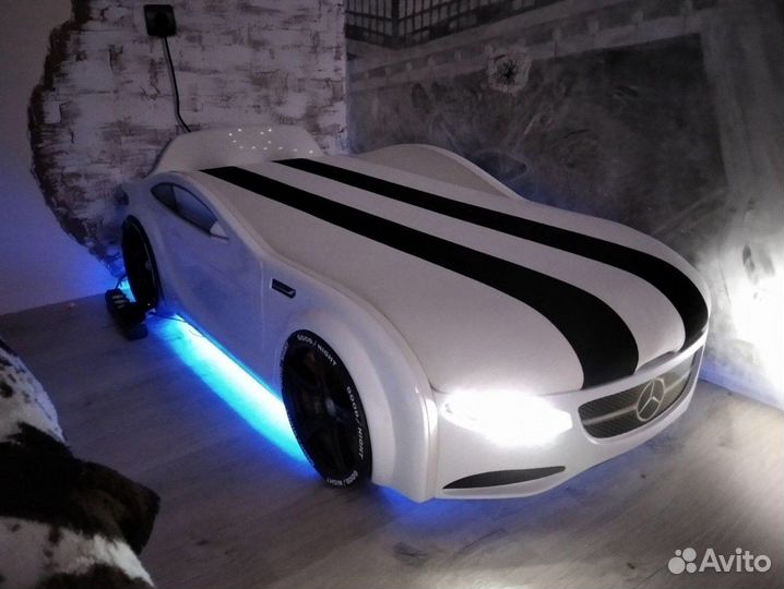 Кровать Машина с Ящиком Для Белья Новая