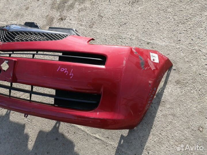 Бампер передний Toyota Ractis NCP100