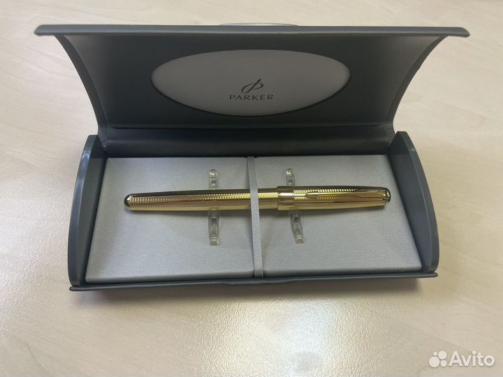 Ручка перьевая parker sonnet 18К 750