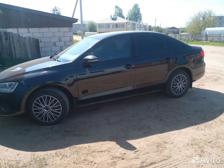 Каркасные шторки jetta 6