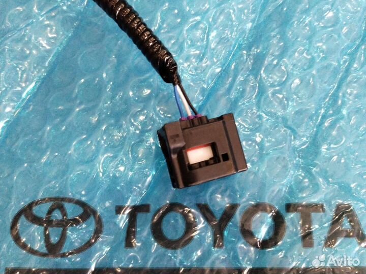 Фишка парктроника Рав 4 -5 Оригинал 3 pin 19-23