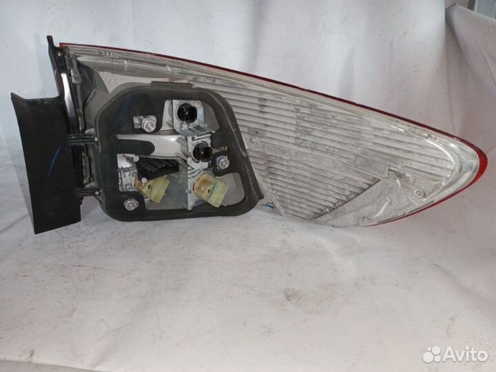 Фонарь задний левый Bmw X6 E71