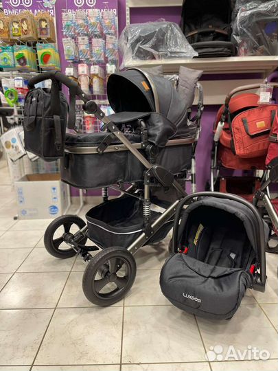 Коляска Luxmom 555 3 в 1