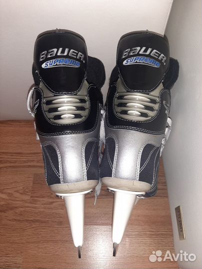 Хоккейные коньки bauer