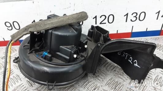 Моторчик печки volvo V60 1 (83T22KK01)