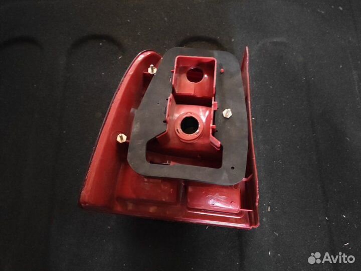 Фонарь задний правый Volkswagen Passat B5