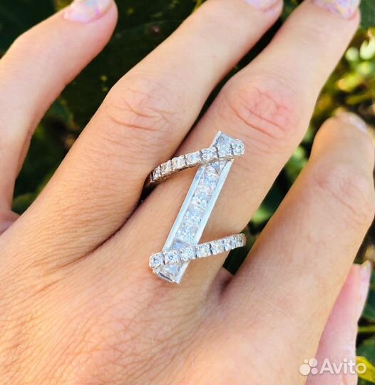 Серебряное кольцо