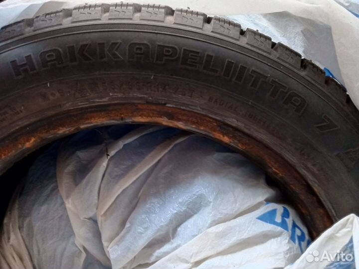 Nokian Tyres Hakkapeliitta 7 15.5/65 R14