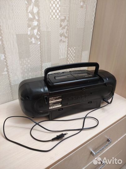 Магнитофон Sharp wq-750