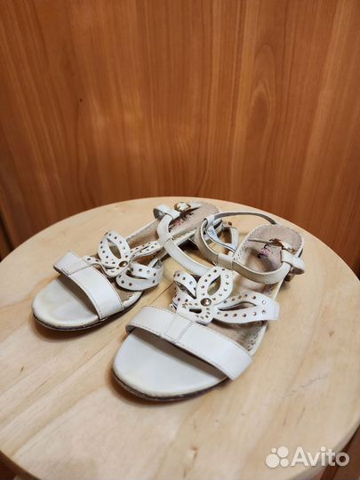 Босоножки для девочки