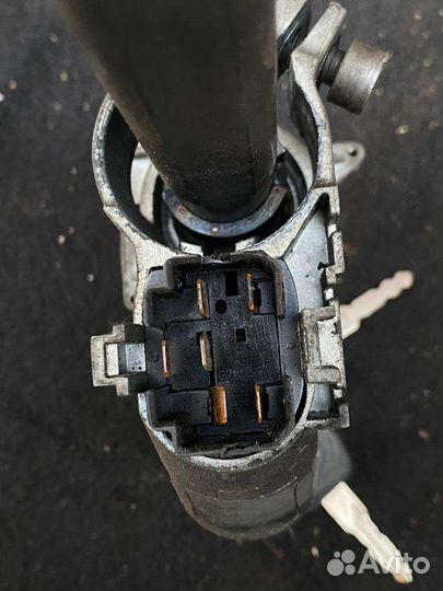 Замок зажигания VW passat b3 357905851