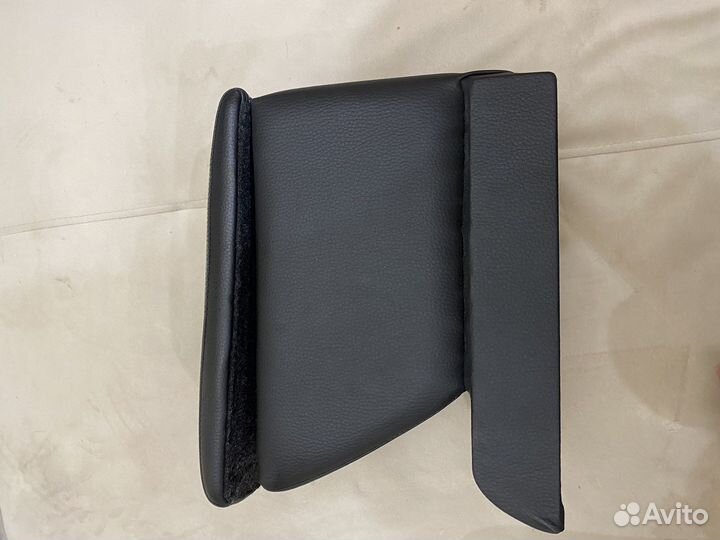 Подлокотник LADA granta