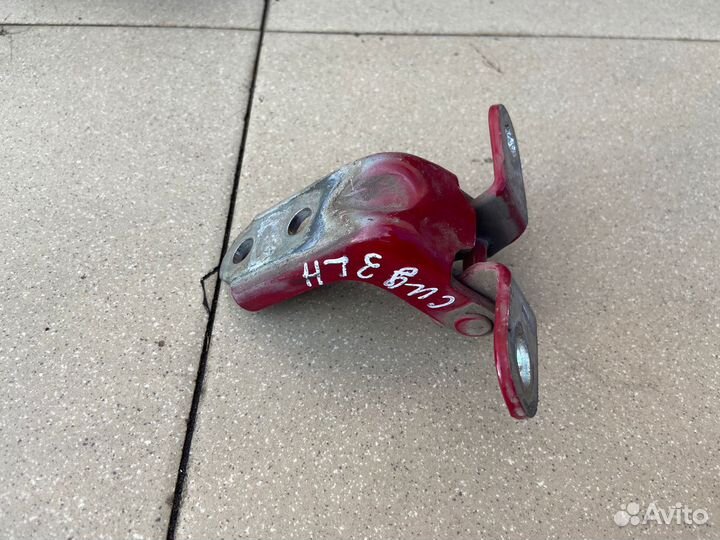 Петля двери задняя левая нижняя Kia Ceed (ED)