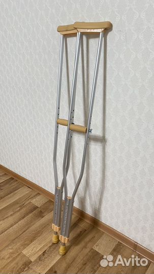 Костыли подмышечные регулируемые