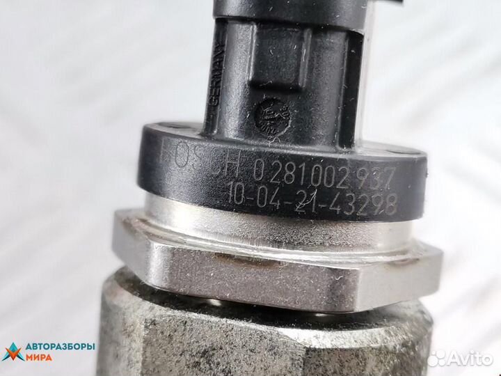 Датчик давления топлива Chevrolet Cruze 2010