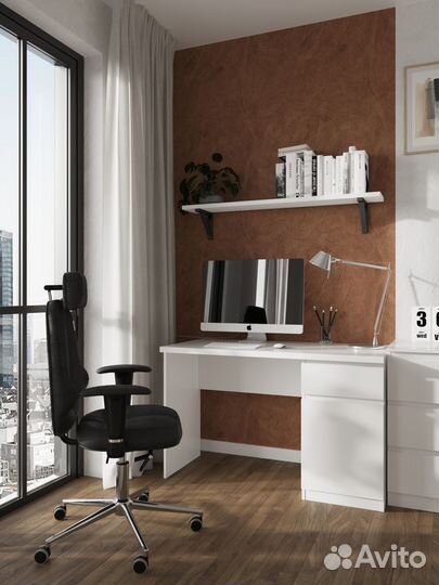 Стол письменный Твист в наличии