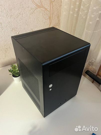 Компьютер mini itx