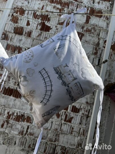 Бортики в детскую кроватку