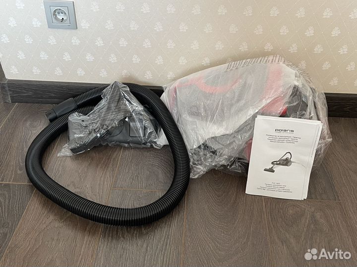 Пылесос Polaris PVC 1823