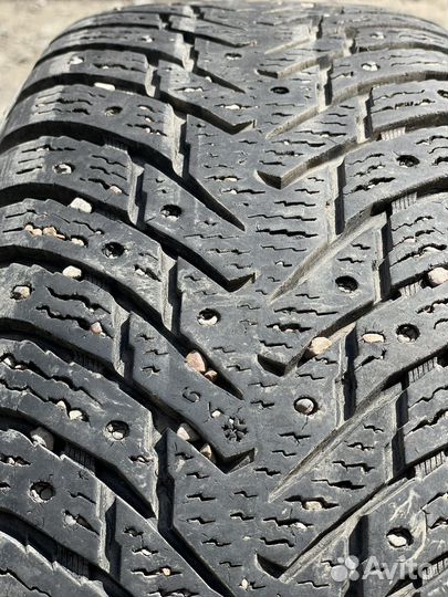 Nokian Tyres Hakkapeliitta 8 SUV 225/65 R17 29K